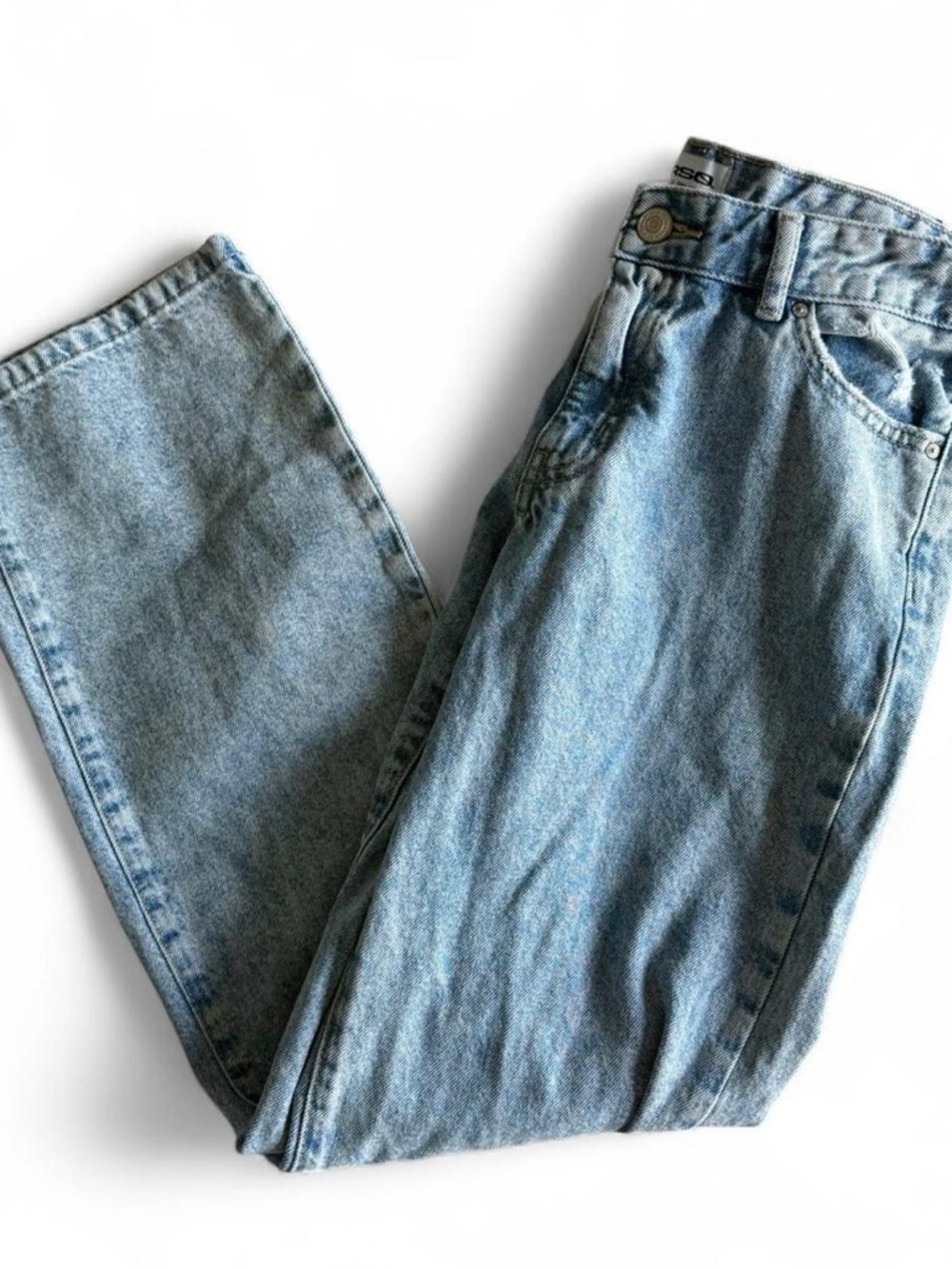 RSQ baggy straight leg jeans - light wash model off duty jeans